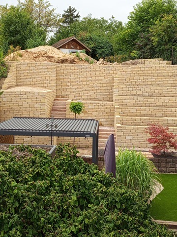 Beton- und Natursteinarbeiten